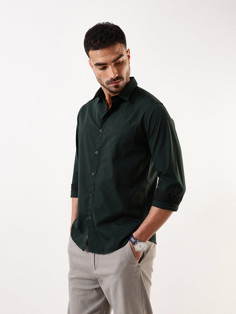 Men Bottle Green Solid Spread Collar Full Sleeves Regular Fit Casual Shirt
