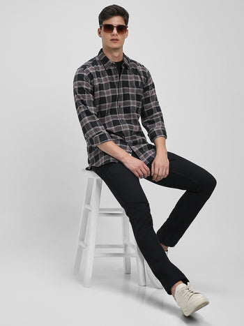 Men's Regular Collar Slim Fit Checks Black Casual Shirts
