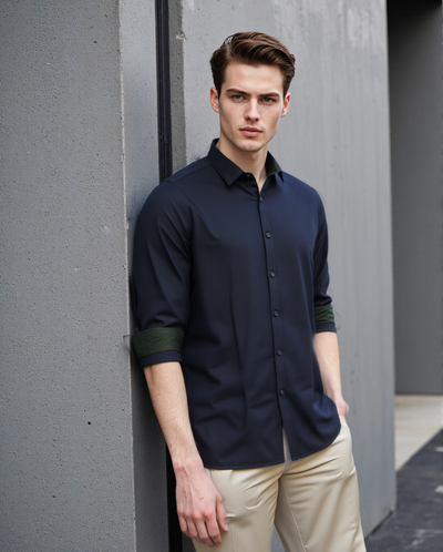 Men Navy Solid Spread Collar Full Sleeves Regular Fit Casual Shirt