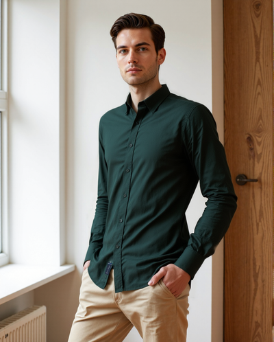 Men Bottle Green Solid Spread Collar Full Sleeves Regular Fit Casual Shirt