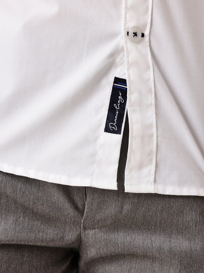 Men White Solid Spread Collar Full Sleeves Regular Fit Casual Shirt