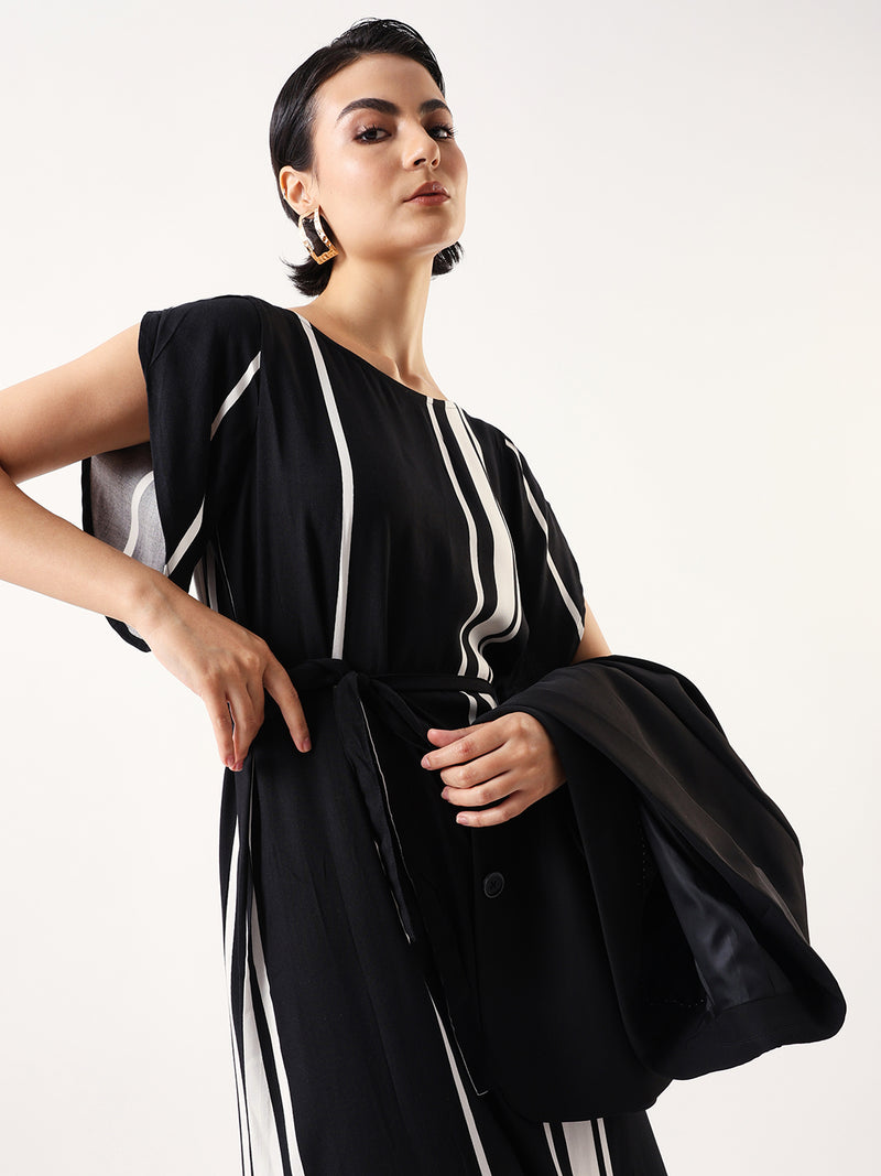 DL Woman Striped Round Neck Knee Length Dress With Petal Sleeves