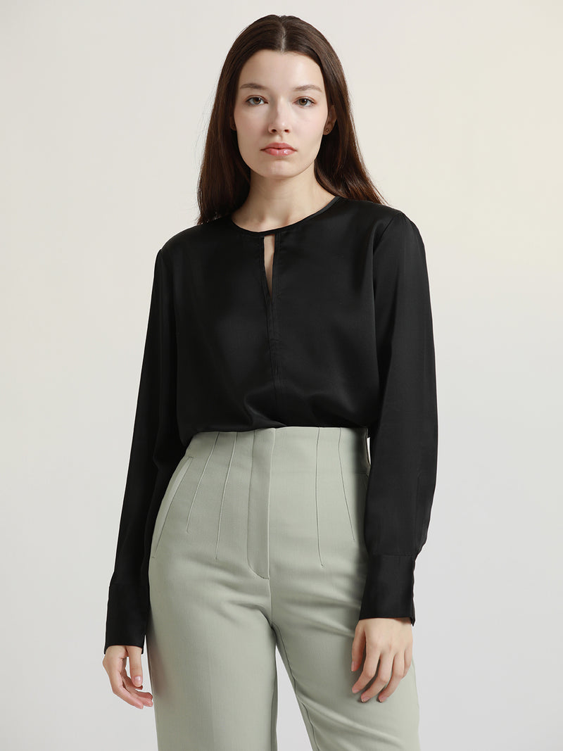 DL Woman Stylised V-neck Regular Fit Solid Black Top