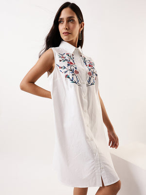 DL Woman White Embroidered Spread Collar Sleeveless Shirt Dress
