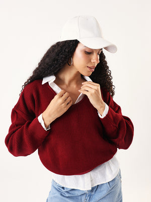 DL Woman Maroon Solid V- Neck Sweater