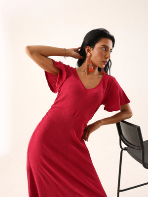 Woman Textured Regular Fit V-Neck Half Sleeves Dresses