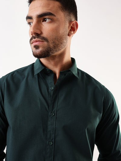 Men Bottle Green Solid Spread Collar Full Sleeves Regular Fit Casual Shirt