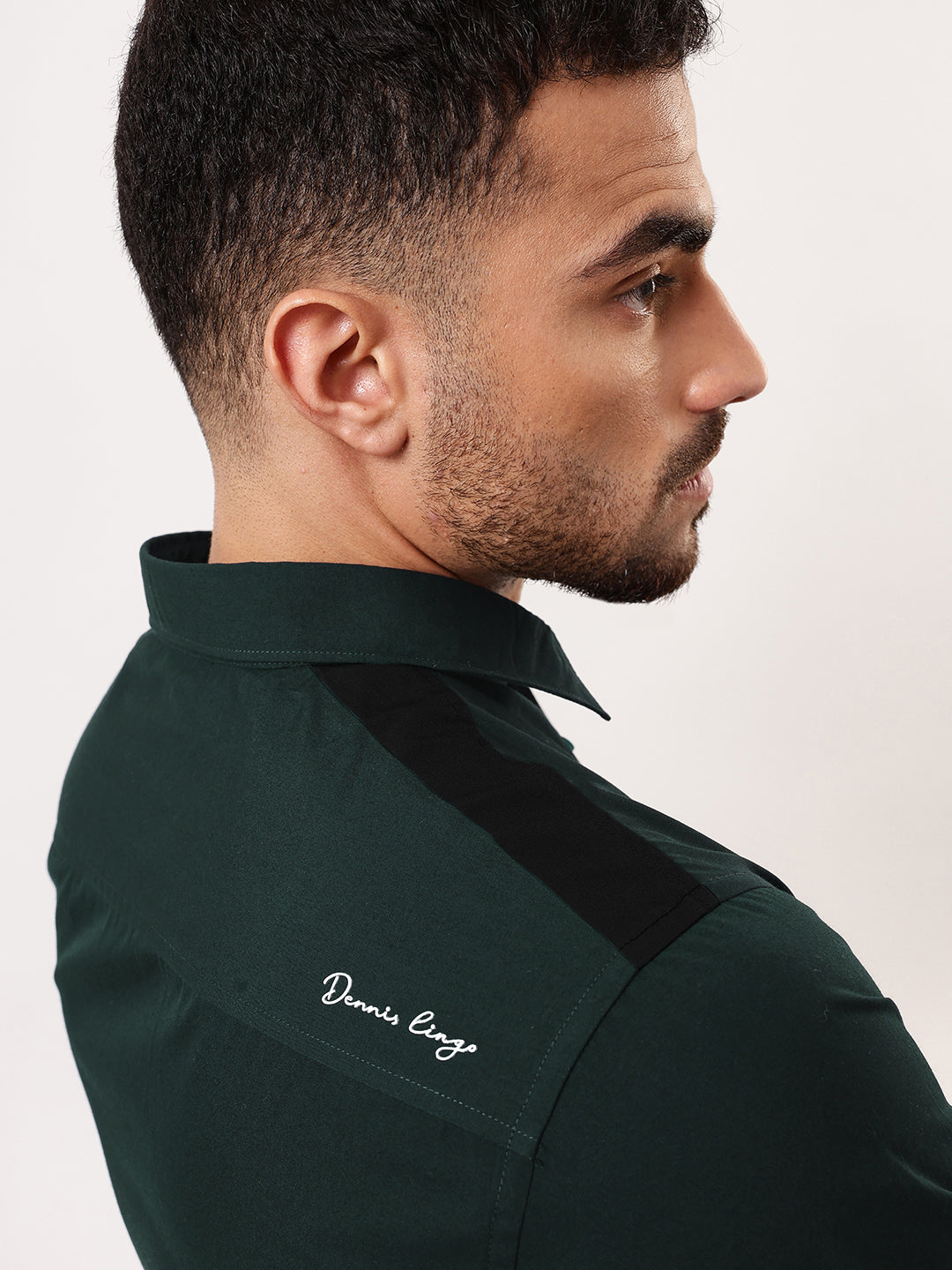 Men Bottle green Solid Spread Collar Full Sleeves Regular Fit Casual Shirt