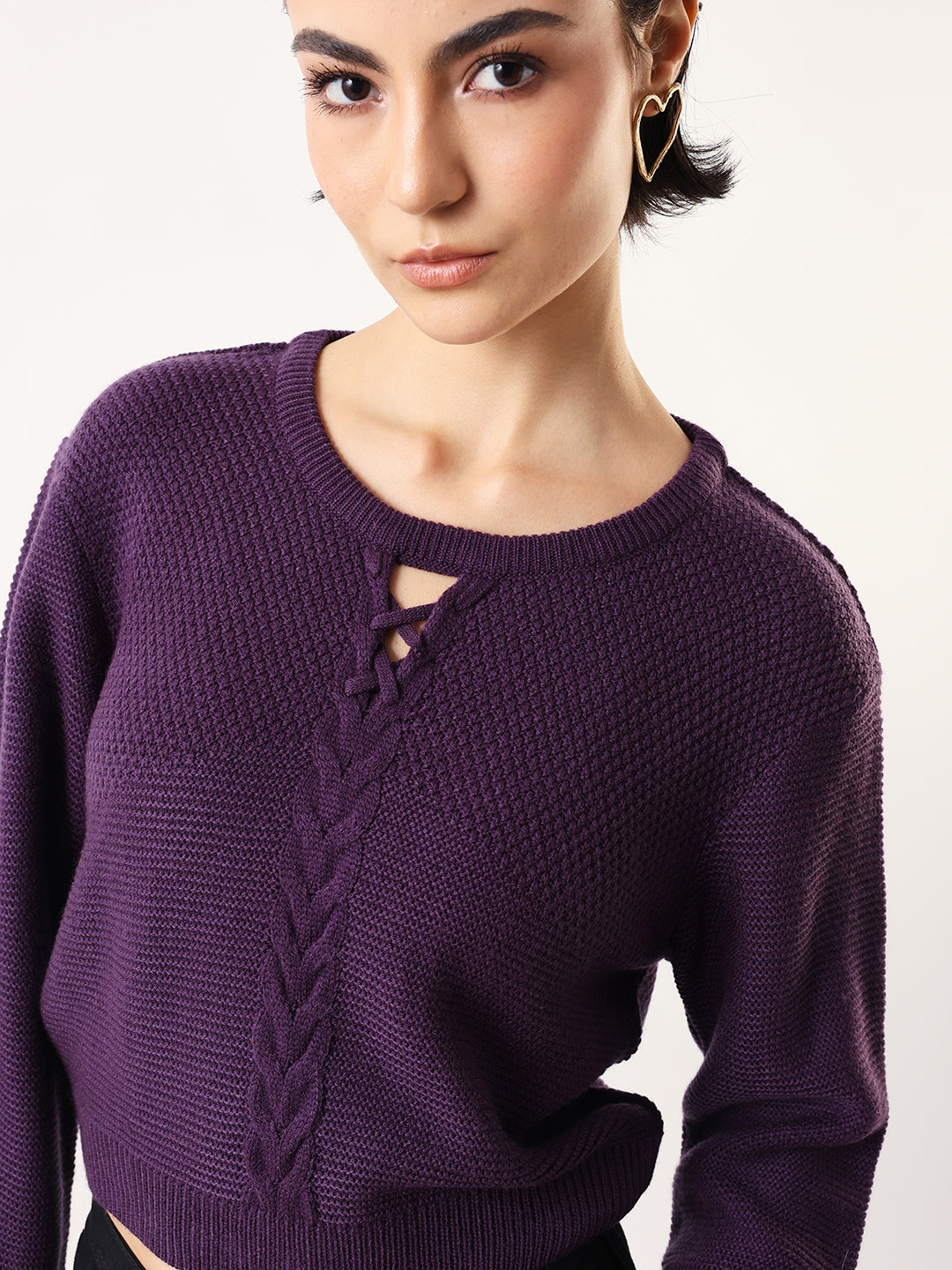DL Woman Solid Round Neck Full Sleeves Cable Knit Sweater