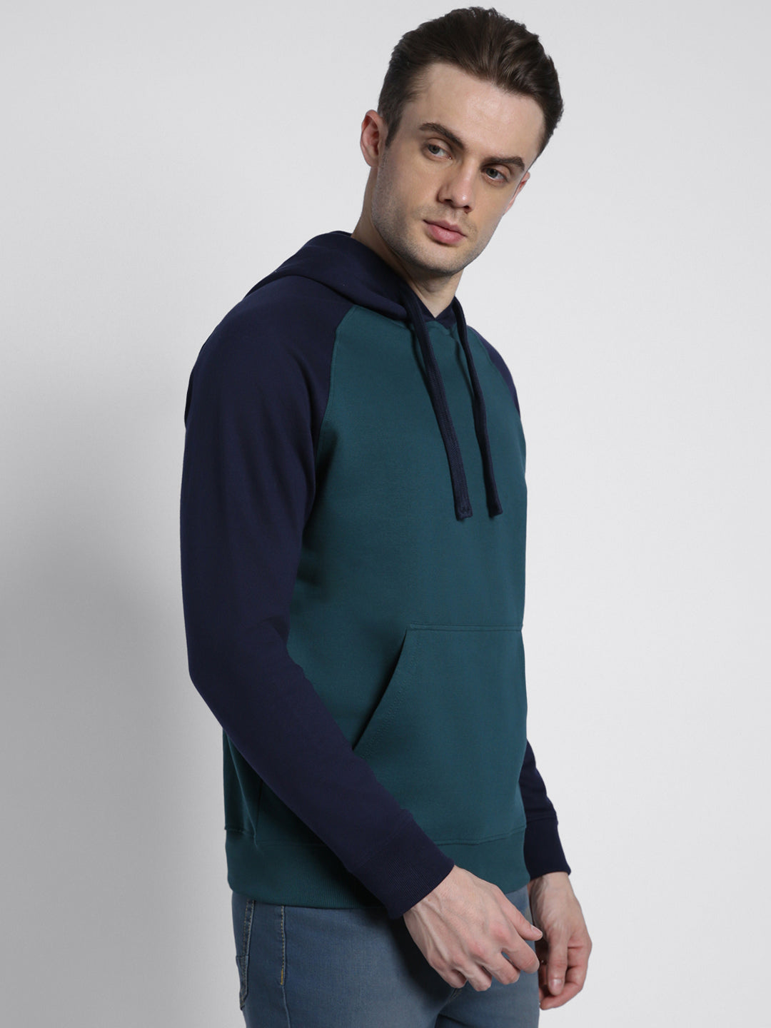 Men's Teal Colourblocked Full Sleeves Hoodie