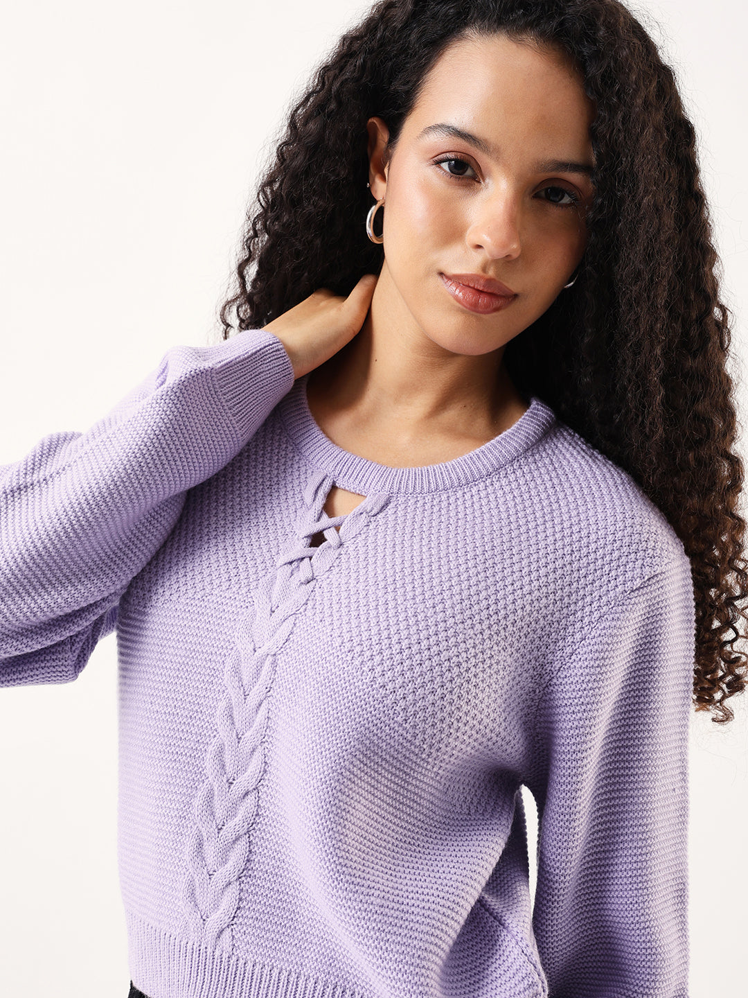 DL Woman Solid Round Neck Full Sleeves Cable Knit Sweater