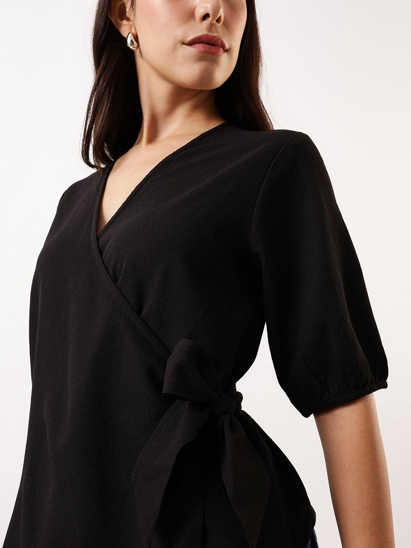 DL Woman Black Solid Textured V-Neck Half Sleeves Tie-Up Top