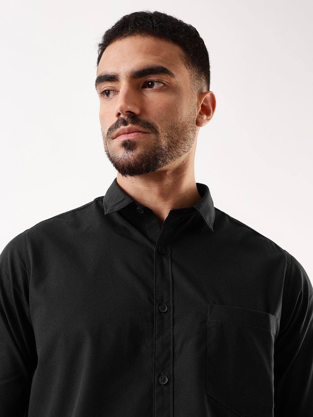 Men Black Solid Spread Collar Full Sleeves Regular Fit Casual Shirt