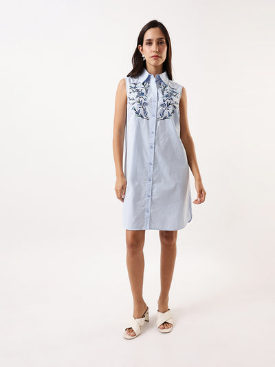 DL Woman Light Blue Embroidered Spread Collar Sleeveless Shirt Dress