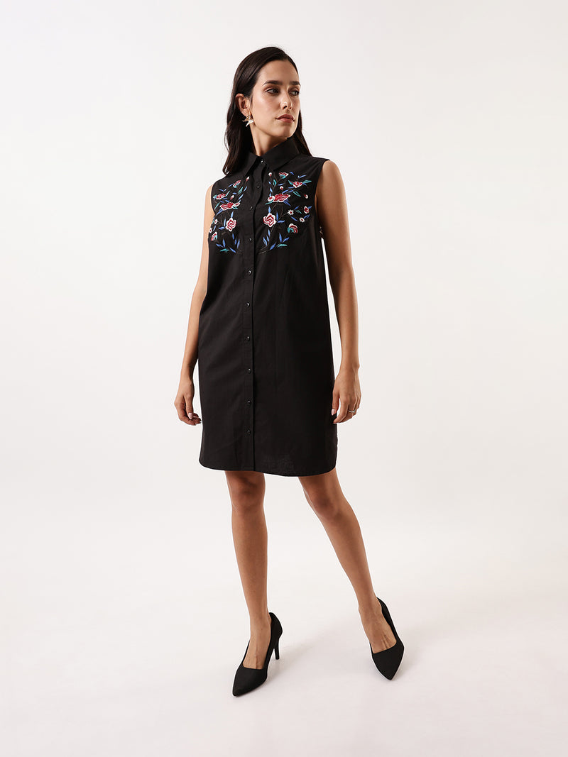 DL Woman Black Embroidered Spread Collar Sleeveless Shirt Dress
