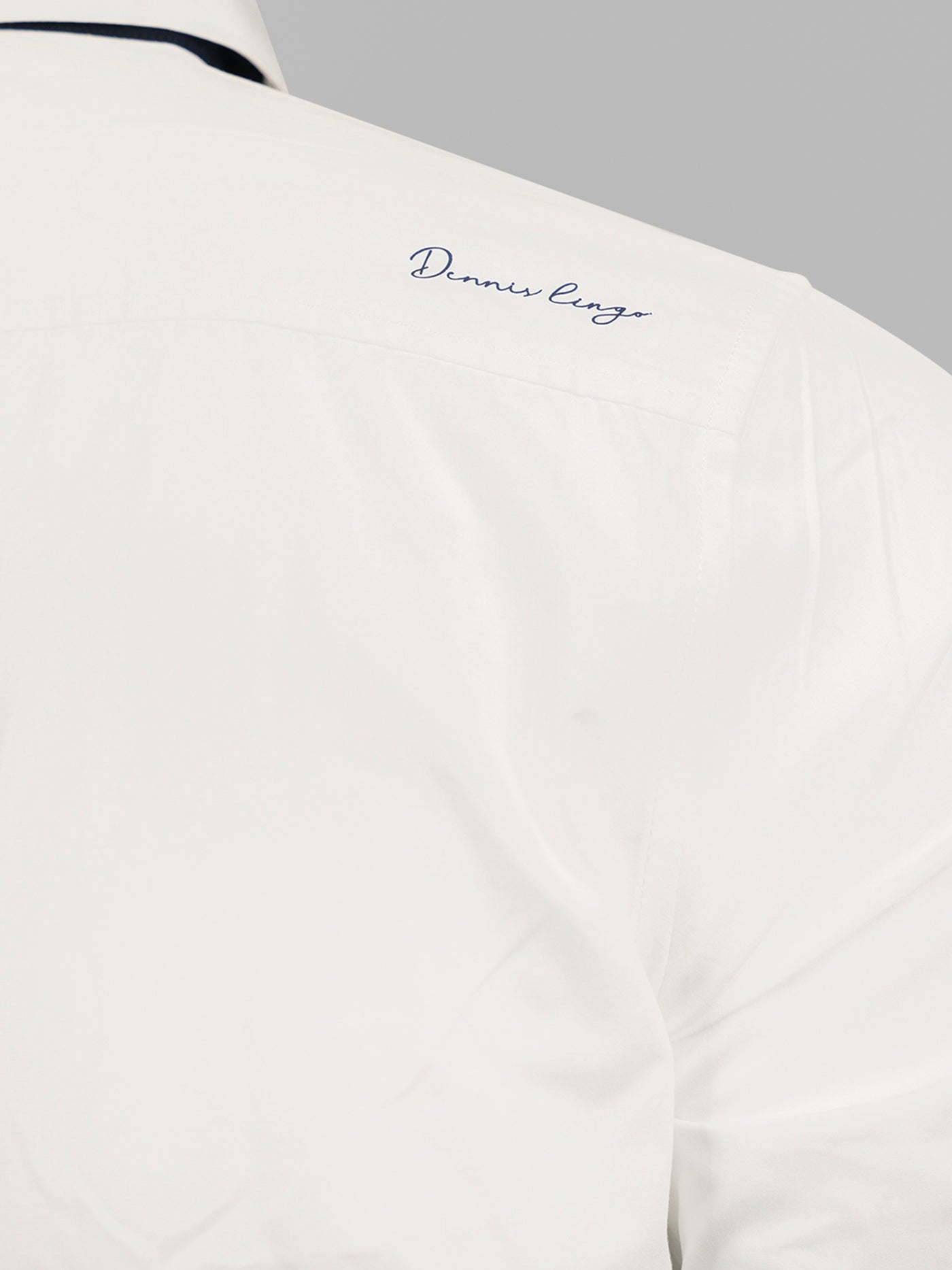 Men White Solid Spread Collar Full Sleeves Regular Fit Casual Shirt