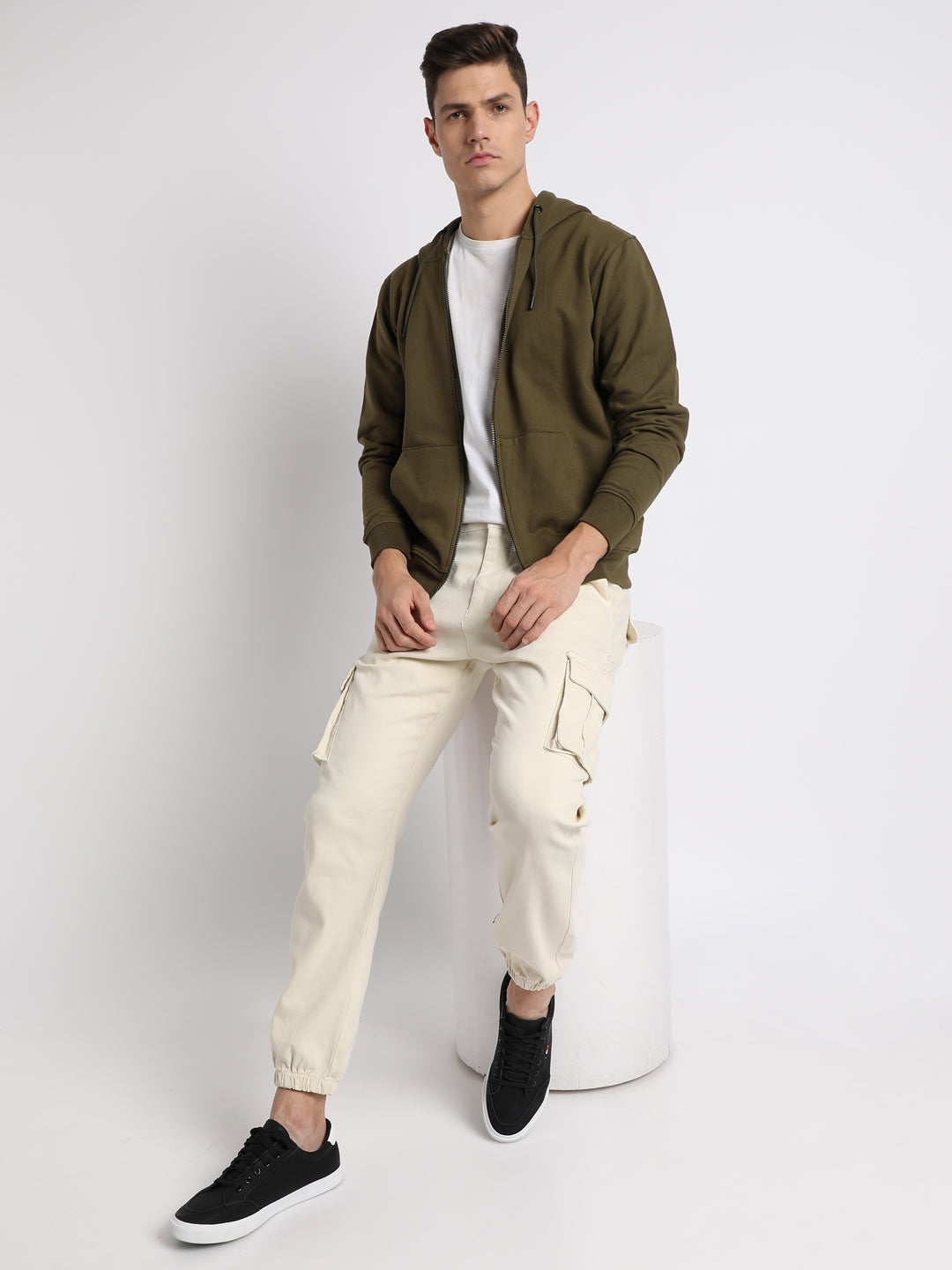 Men's Olive Solid Hooded Sweatshirt