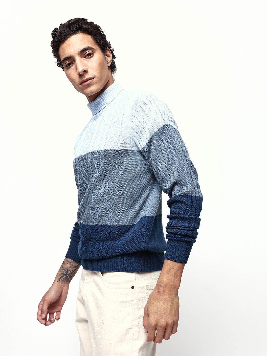 Men's Colourblocked Cable Knit Turtle Neck Pullover Sweater