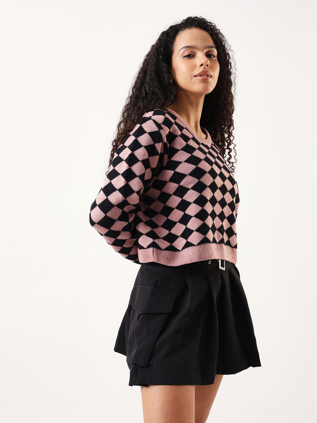 DL Woman Diamond Checks Round Neck Full Sleeves Sweater