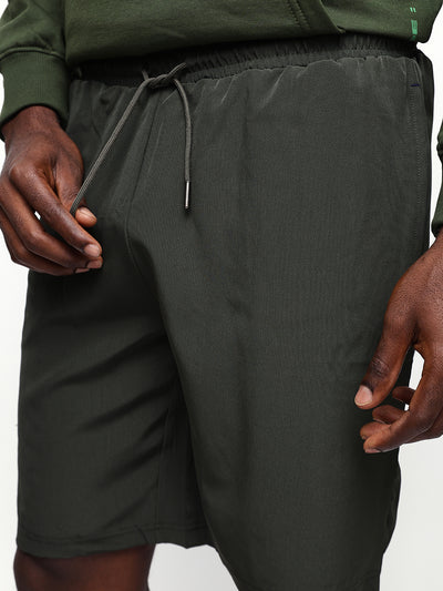 Men's Olive Solid Relaxed Fit Casual Shorts