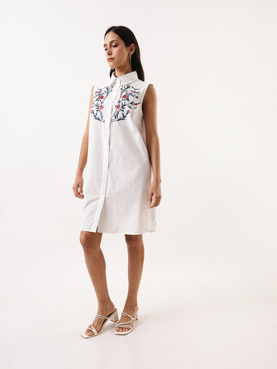 DL Woman White Embroidered Spread Collar Sleeveless Shirt Dress