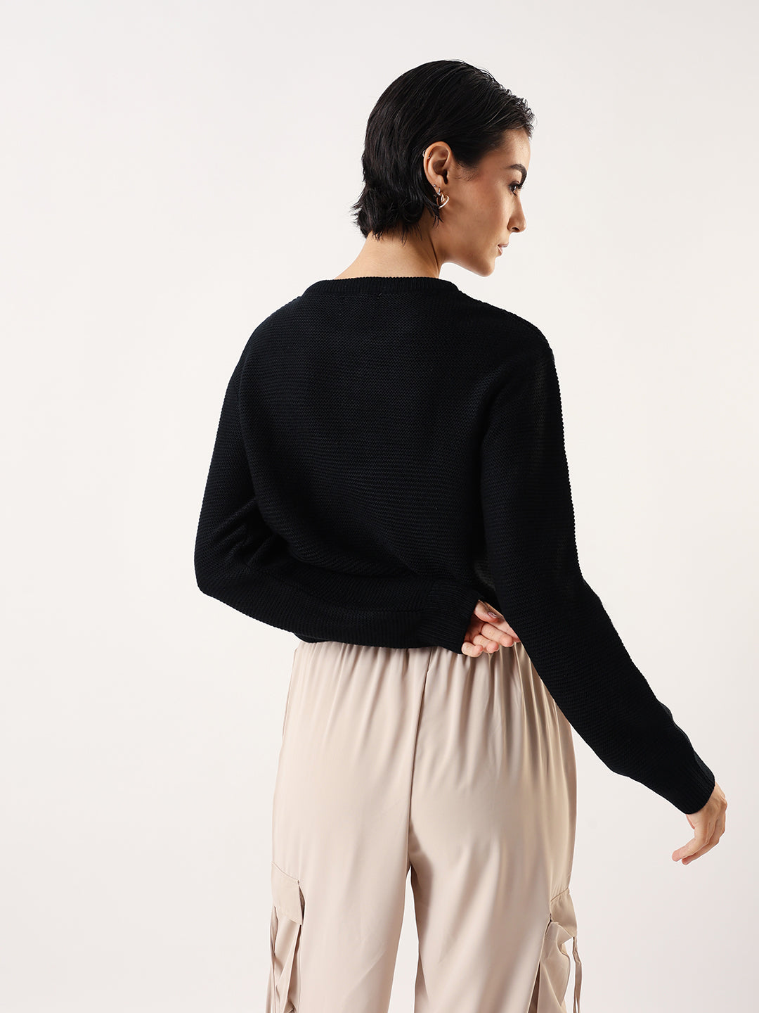 DL Woman Solid Round Neck Full Sleeves Cable Knit Sweater