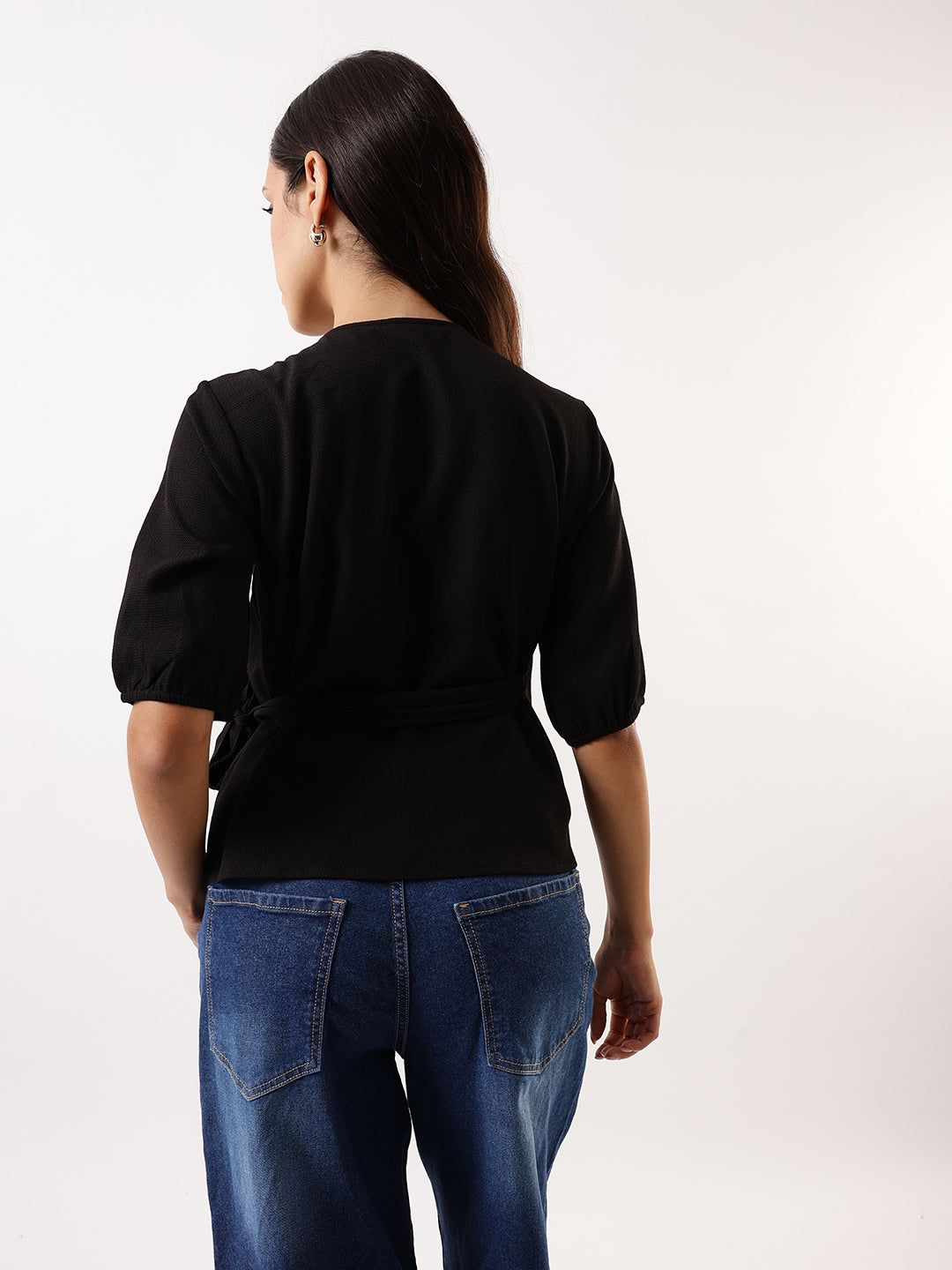 DL Woman Black Solid Textured V-Neck Half Sleeves Tie-Up Top