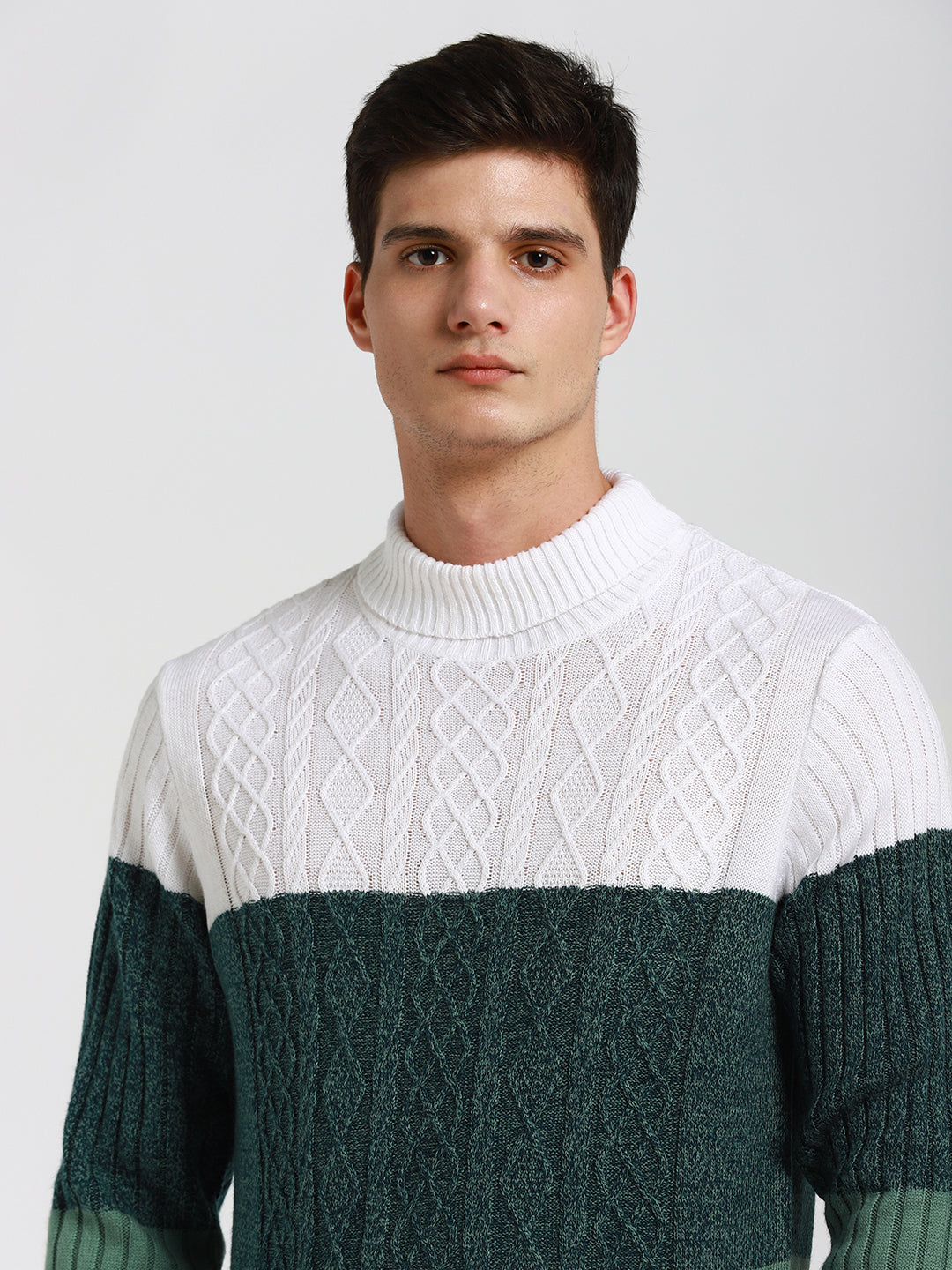 Men's Off-White Colorblock Round Neck Pullover Sweater