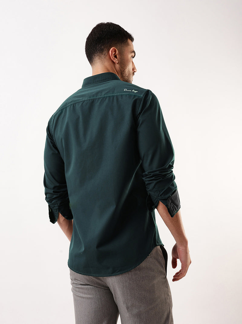 Men Bottle Green Solid Spread Collar Full Sleeves Regular Fit Casual Shirt