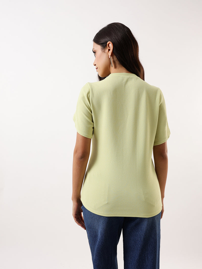 DL Woman Green Solid Textured Round Neck Petal Sleeves Top