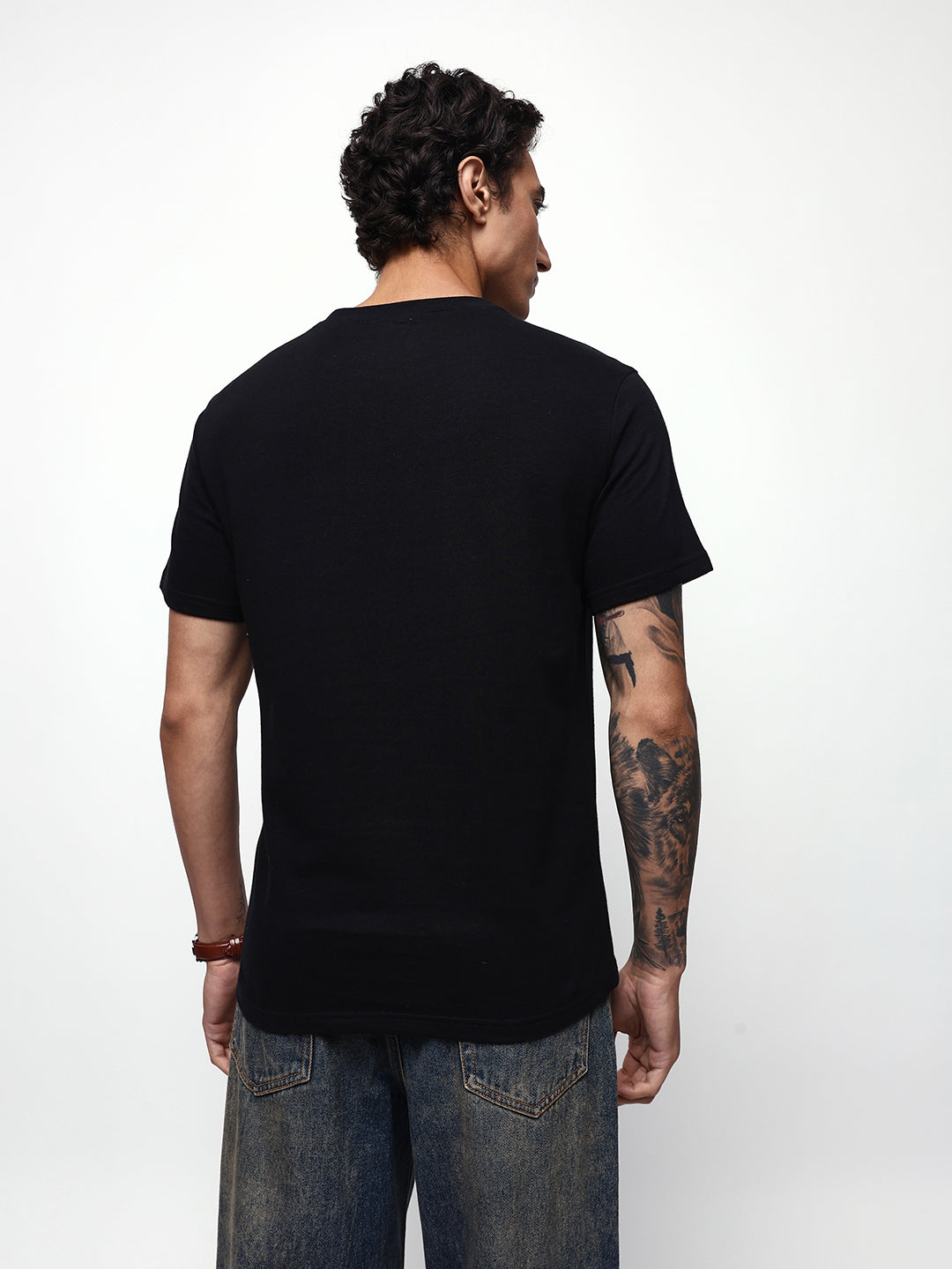 Men's Printed Round Neck Half Sleeves Relaxed Fit T-shirt
