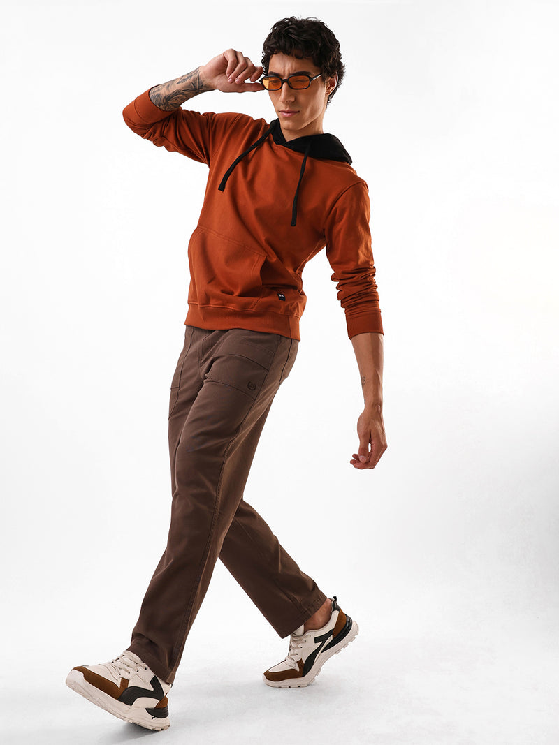 Men's Solid Cotton Relaxed Fit Mid-Rise Cargo Trousers