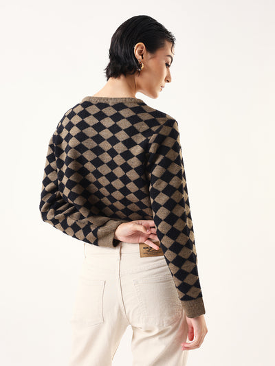 DL Woman Diamond Checks Round Neck Full Sleeves Sweater