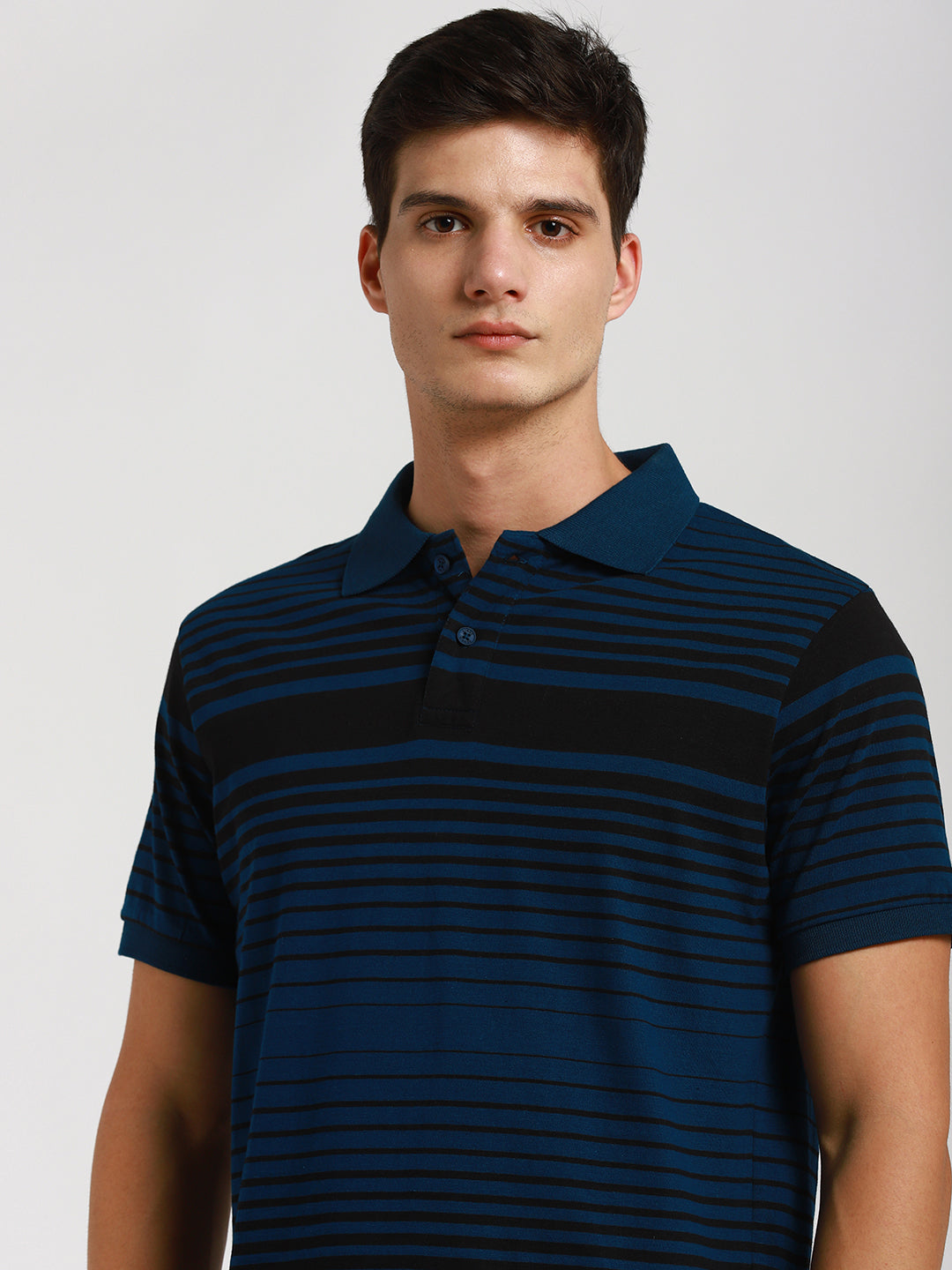 Men's Spread Collar Regular Fit Y/D Stripes Blue T-Shirt