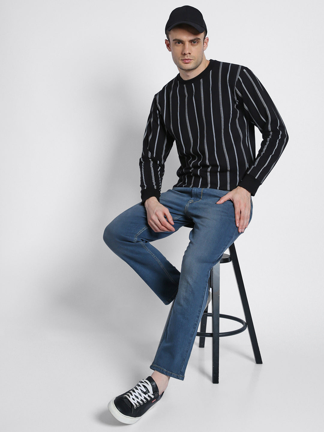 Men's Striped Round Neck Sweatshirt