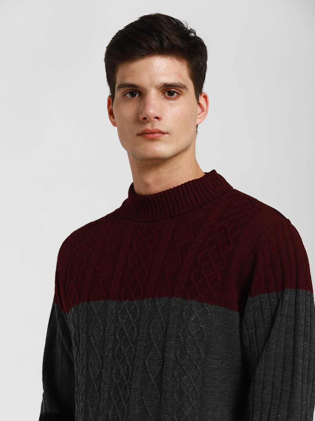 Men's Maroon Colorblock Round neck Pullover Sweater
