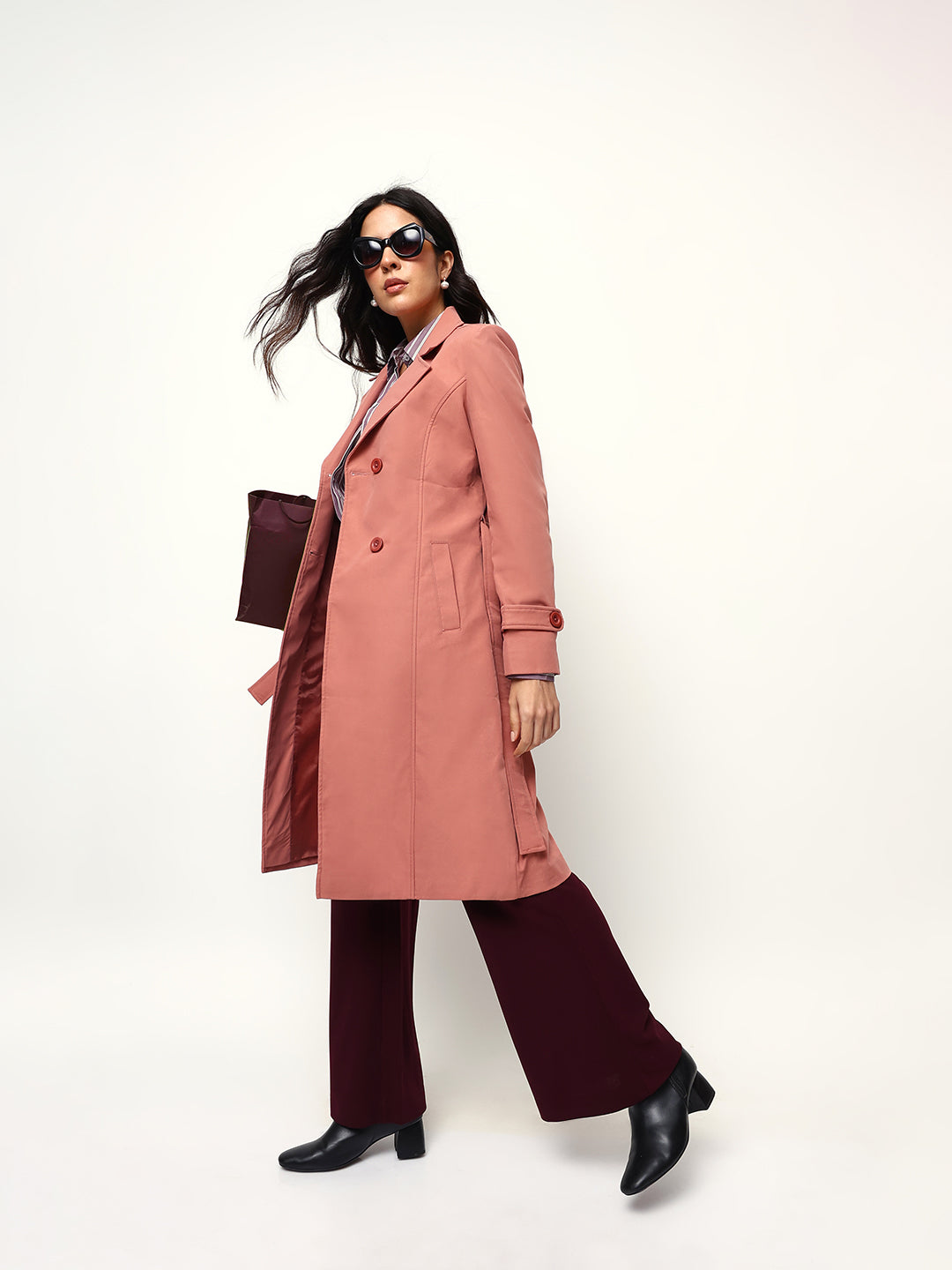 DL Woman Solid Full Sleeves Lapel Collar Trench Coat
