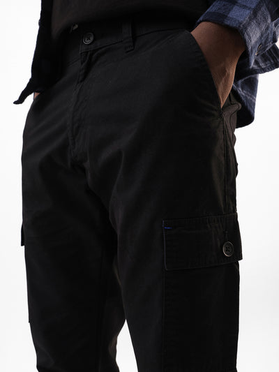Men's Black Solid Slim Fit Cargo Trouser