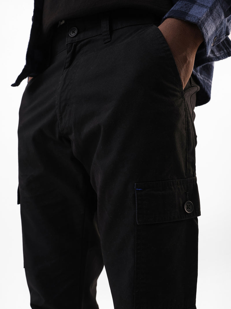 Men's Black Solid Slim Fit Cargo Trouser