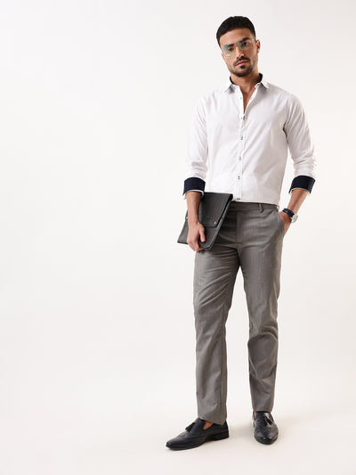 Men White Solid Spread Collar Full Sleeves Regular Fit Casual Shirt