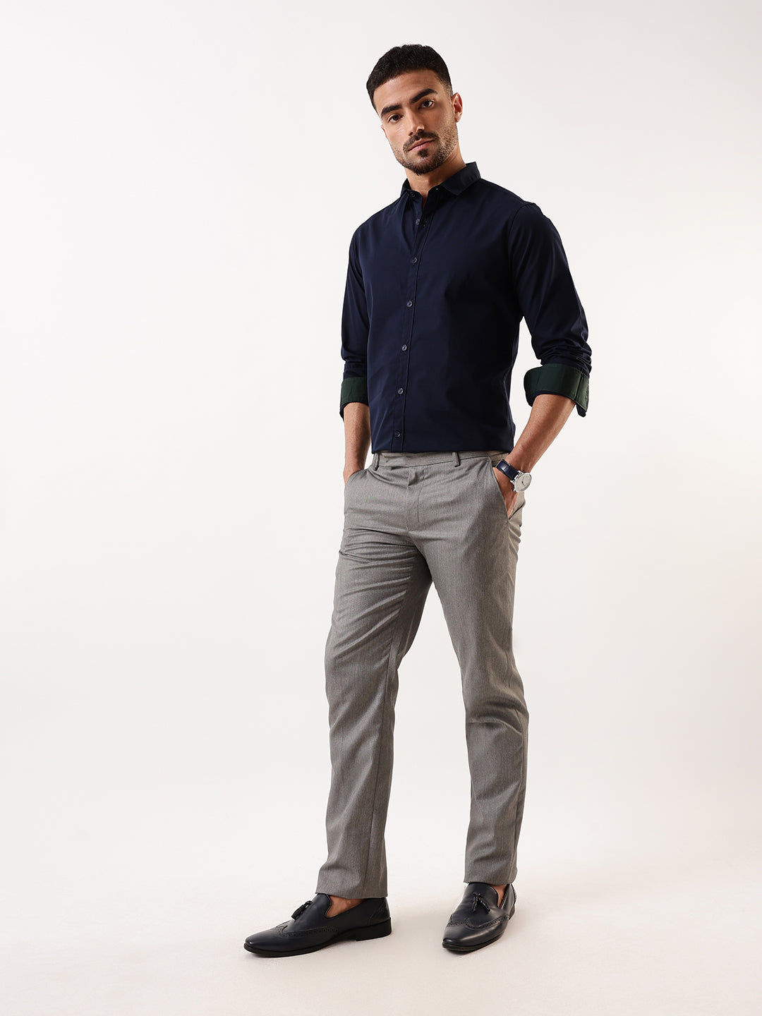 Men's Navy Solid Spread Collar Full Sleeves Regular Fit Casual Shirt