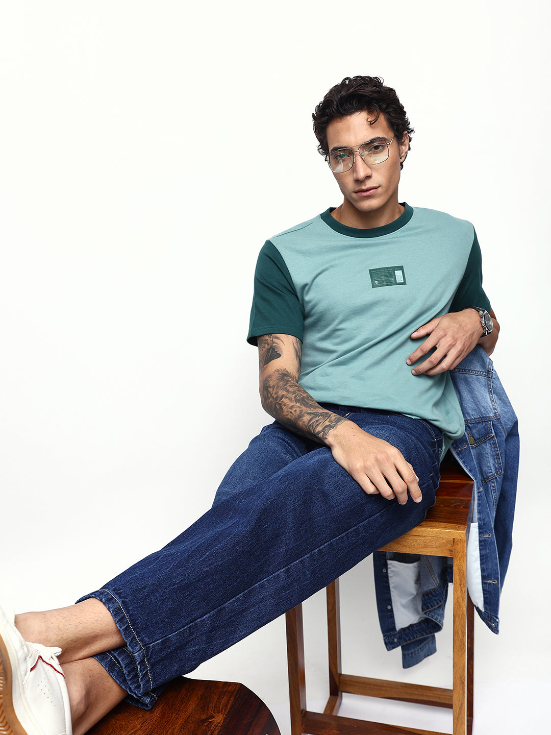 Men's Colourblocked Round Neck Half Sleeves Relaxed Fit T-shirt