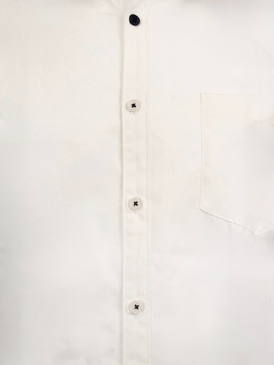 Men White Solid Spread Collar Full Sleeves Regular Fit Casual Shirt