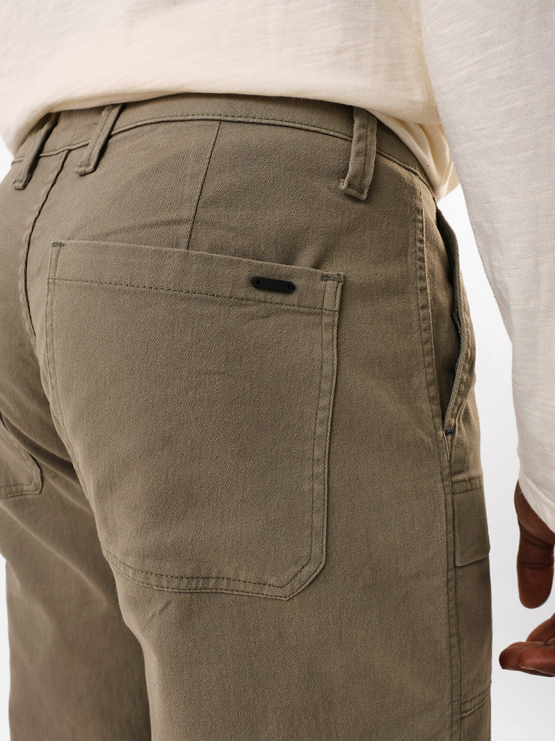 Men's Sage Solid Cotton Relaxed Fit Mid-Rise Cargo Trousers
