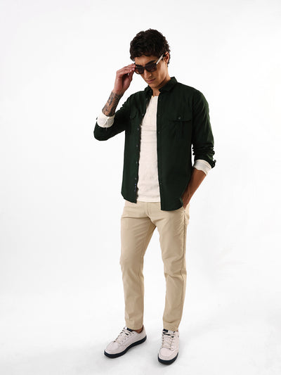 Men's Green Solid Textured Spread Collar Regular Fit Casual Shirt