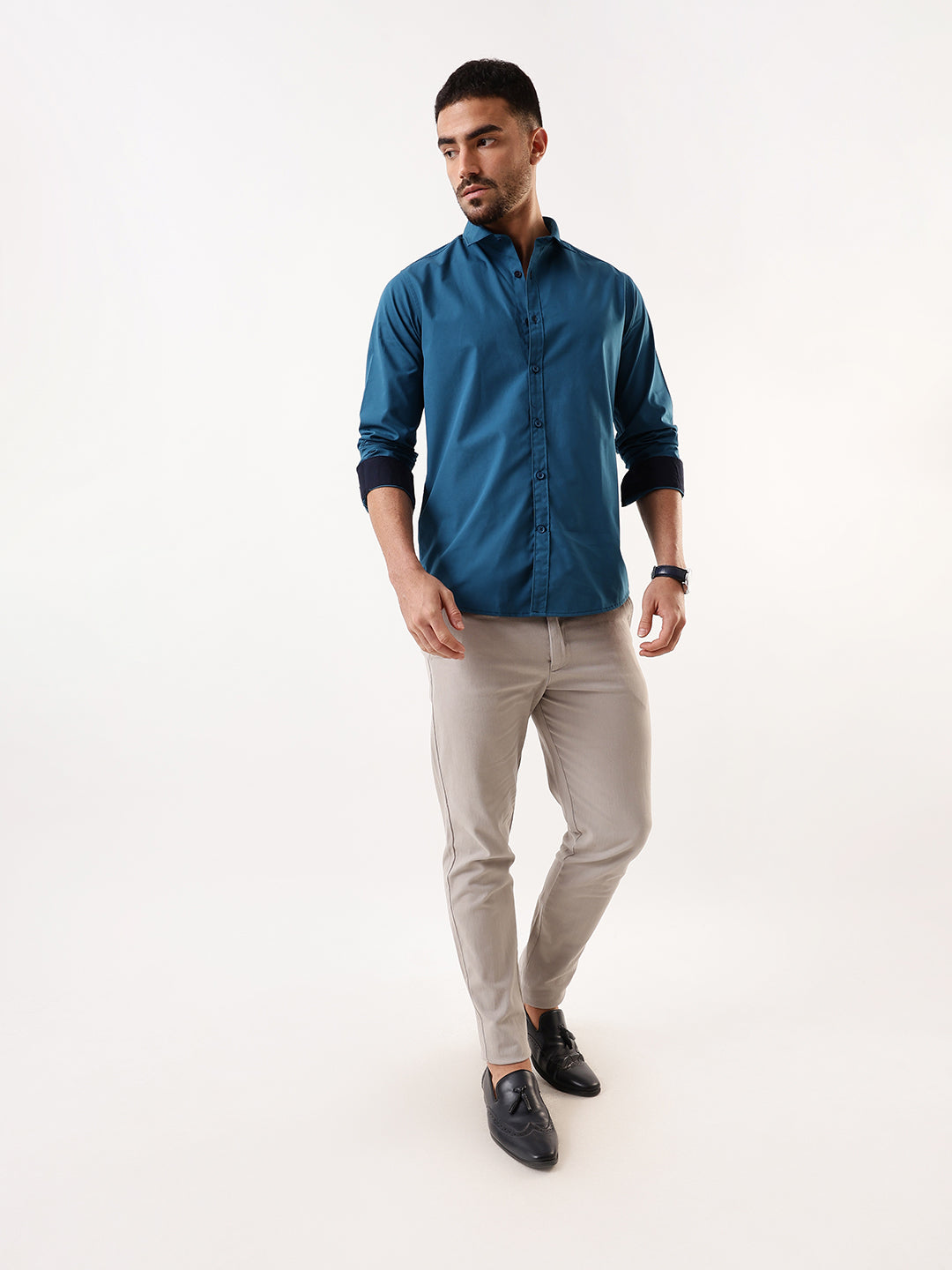 Men's Teal Solid Spread Collar Full Sleeves Regular Fit Casual Shirt
