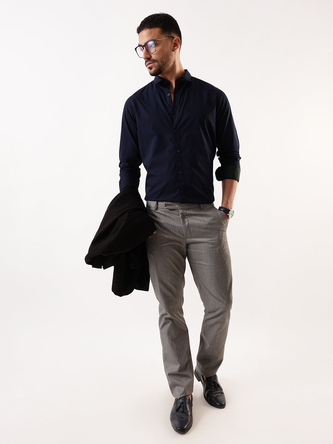 Men's Navy Solid Spread Collar Full Sleeves Regular Fit Casual Shirt