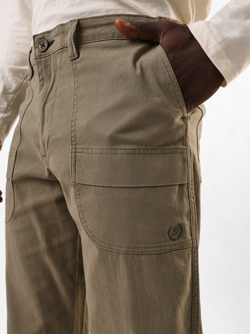 Men's Sage Solid Cotton Relaxed Fit Mid-Rise Cargo Trousers