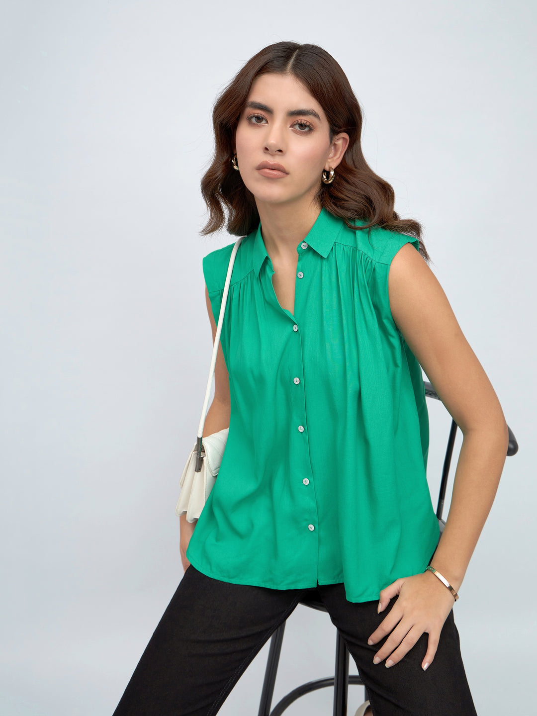 Shirt Collar Regular Fit Solid Green Sleeveless Shirt