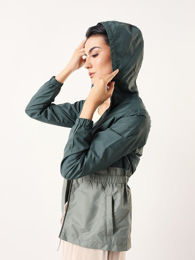 DL Woman Colourblocked Full Sleeves Hooded Casual Jacket